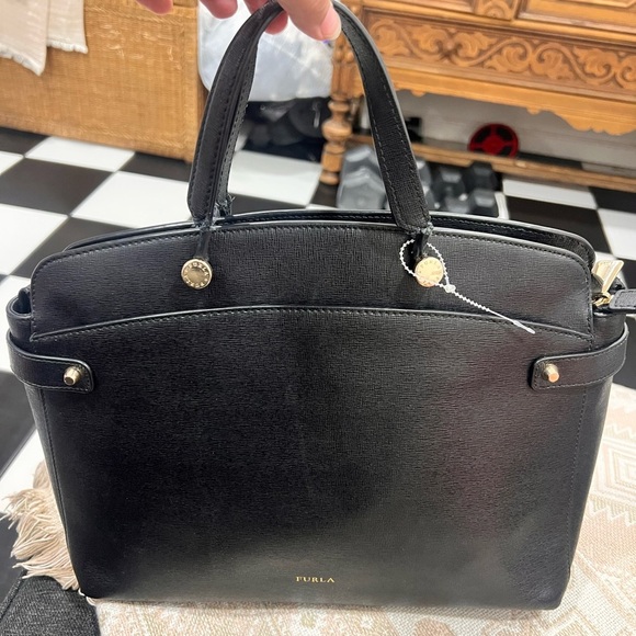 Furla Black Leather Handbag - Picture 1 of 8